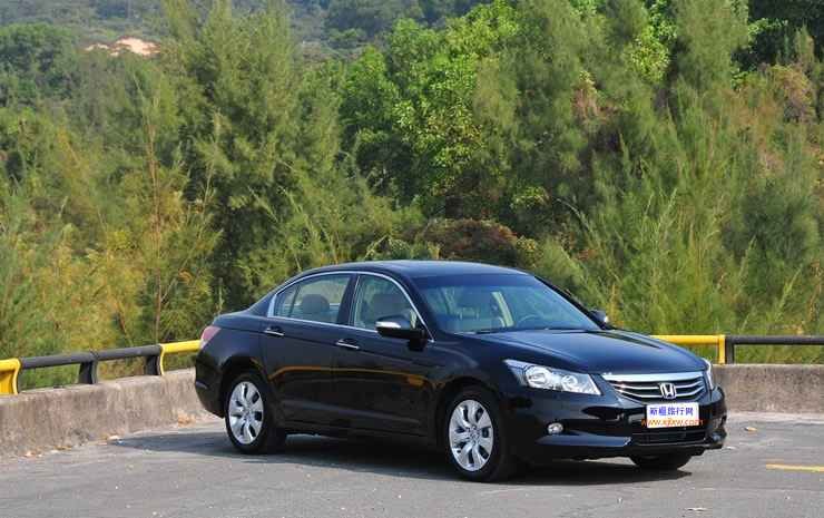 雅阁8代2011年全新车
