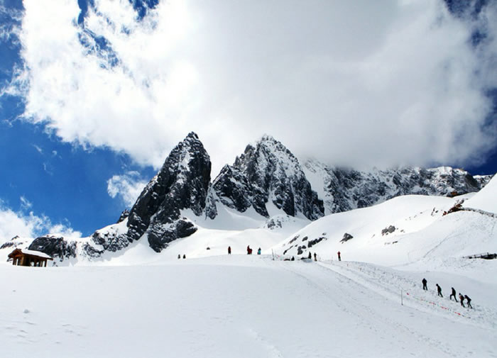 玉龙雪山